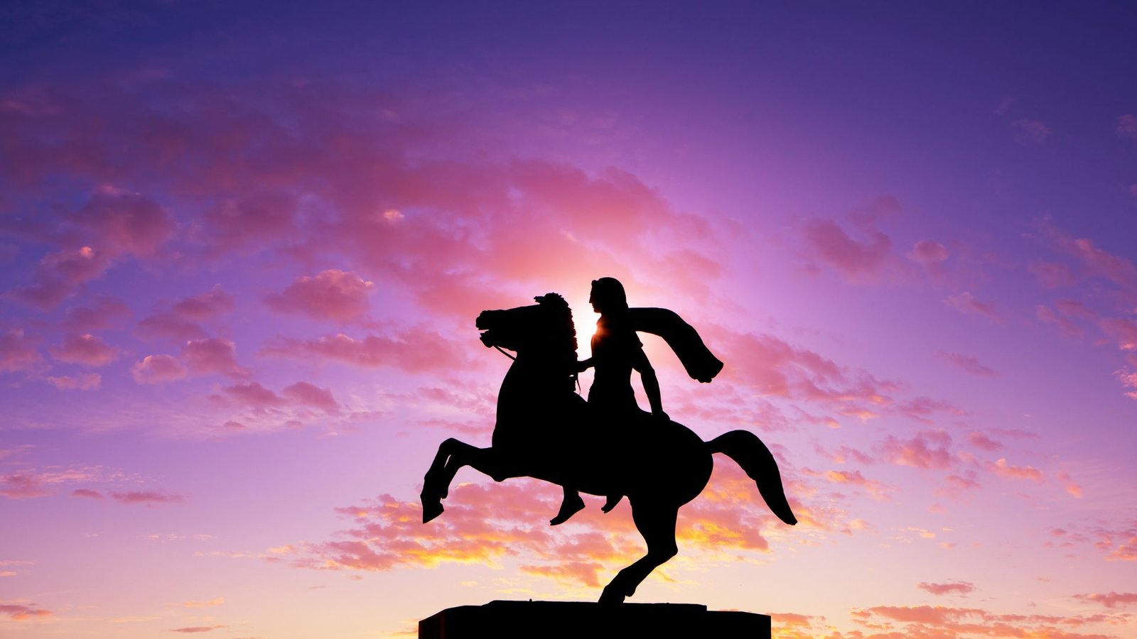 Büyük İskender Heykeli